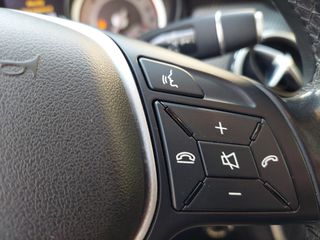 Mercedes-Benz GLA 220 2015 GLA 220-thumb-7