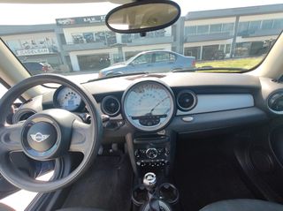 Mini ONE 2011 R56-thumb-17