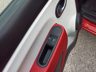 Renault Twingo 2016-thumb-15