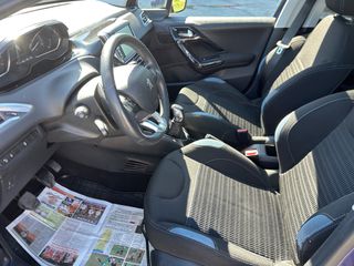 Peugeot 208 2015 1.2 VTI STYLE-thumb-6