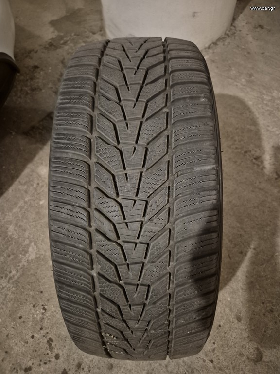 Hankook 225/45/18