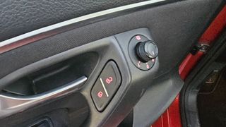 Volkswagen Polo 2016-thumb-24