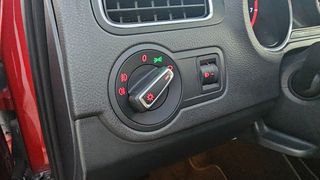 Volkswagen Polo 2016-thumb-25