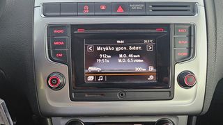 Volkswagen Polo 2016-thumb-32