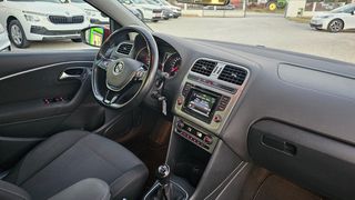 Volkswagen Polo 2016-thumb-42
