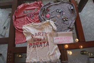 Πωλούνται    παιδικά ρούχα