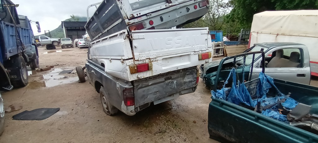 Ανατροπή Toyota 2004 hilux-Opel campo-Ford courier κλπ
