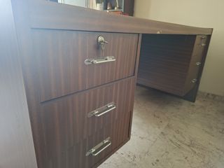 Γραφείο-thumb-1
