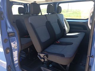 Opel Vivaro 2017 BUS-thumb-7