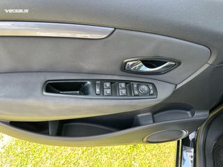 Renault Scenic 2016 X-MOD-thumb-12