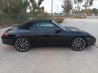 Porsche 996 2004 911 carrera 4 cabrio-thumb-7