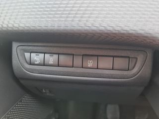 Peugeot 2008 2015 VTi Style-thumb-61