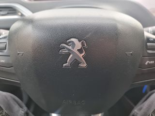 Peugeot 2008 2015 VTi Style-thumb-44