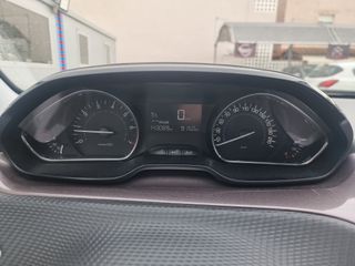 Peugeot 2008 2015 VTi Style-thumb-72