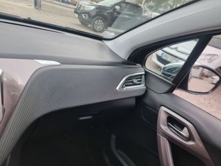 Peugeot 2008 2015 VTi Style-thumb-57