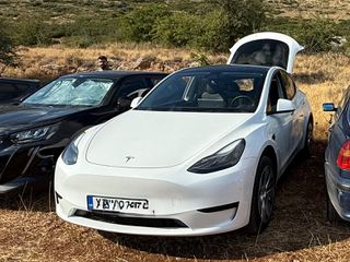 Tesla Model Y 2023 RWD 60KWh