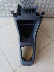 ΚΟΝΣΟΛΑ VW UP / 16-19 ΑΡΙΣΤΗ ΚΑΤΑΣΤΑΣΗ!!! ΑΠΟΣΤΟΛΗ ΣΕ ΟΛΗ ΤΗΝ ΕΛΛΑΔΑ!!!