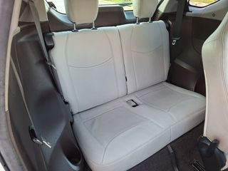 Toyota iQ 2009 VVTi, 100HP-thumb-10