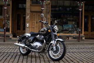 Royal Enfield Classic 650 2026 ROYAL ENFIELD CLASSIC 650 BLACK CHROME-thumb-3