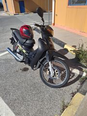 Modenas Kriss II 2007