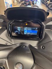 Yamaha XMAX 300 2026 TECK MAX + ΔΩΡΑ 500€-thumb-7