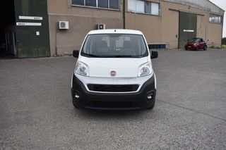 Fiat Fiorino 2019 Mjet 95hp SX Pack Tecnico 1.2 '19-thumb-2