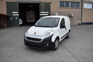 Fiat Fiorino 2019 Mjet 95hp SX Pack Tecnico 1.2 '19-thumb-4