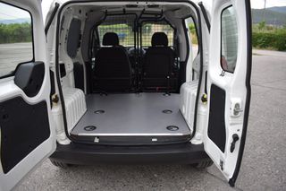 Fiat Fiorino 2019 Mjet 95hp SX Pack Tecnico 1.2 '19-thumb-48