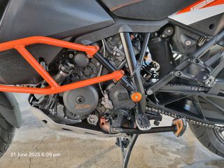 KTM 1290 Super Adventure 2017 Μεγαλο Σερβις, Λάστιχα, TravelPacκ, Θερμ Γκριπ/Σελα-thumb-7