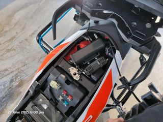 KTM 1290 Super Adventure 2017 Μεγαλο Σερβις, Λάστιχα, TravelPacκ, Θερμ Γκριπ/Σελα-thumb-12