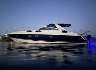 Princess 1999 V40