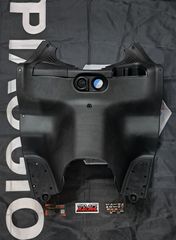 Ποδιά Εσωτερική (Μαύρη) Για Piaggio X Evo 125-250-400cc 2007-2016 Μοντέλα Καινούργια Γνήσια
