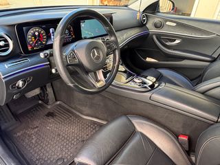 Mercedes-Benz E 220 2017 W 213 AVANTGARDE AUTOMATIC-thumb-13