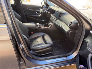 Mercedes-Benz E 220 2017 W 213 AVANTGARDE AUTOMATIC-thumb-17