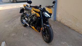 Triumph Street Triple RS 2023 765