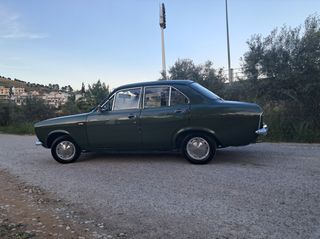 Ford Escort 1970-thumb-11