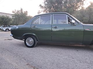 Ford Escort 1970-thumb-28