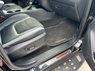 Ford Raptor 2020-thumb-10
