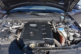 Audi A4 2009 limousine 1.8 TURBO R4 '08-thumb-104