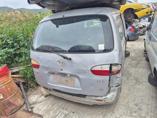 HYUNDAI H1 '03 2,3cc-thumb-3