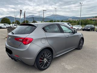 Alfa Romeo Giulietta 2014 QV LINE-thumb-3