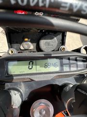 KTM 690 Enduro R 2023 .-thumb-7