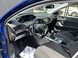 Peugeot 308 2018 1.2 e-THP Allure 130ps Camera 360-thumb-9