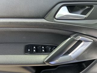 Peugeot 308 2018 1.2 e-THP Allure 130ps Camera 360-thumb-12