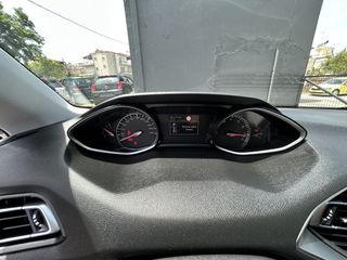 Peugeot 308 2018 1.2 e-THP Allure 130ps Camera 360-thumb-18
