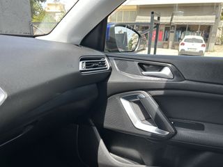Peugeot 308 2018 1.2 e-THP Allure 130ps Camera 360-thumb-20