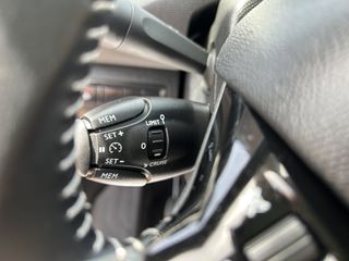 Peugeot 308 2018 1.2 e-THP Allure 130ps Camera 360-thumb-26