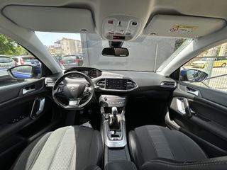 Peugeot 308 2018 1.2 e-THP Allure 130ps Camera 360-thumb-33