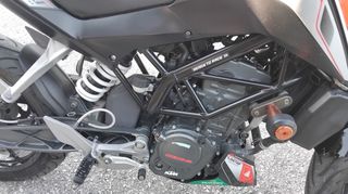 KTM 200 Duke 2016-thumb-5