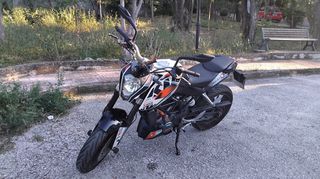 KTM 200 Duke 2016-thumb-1
